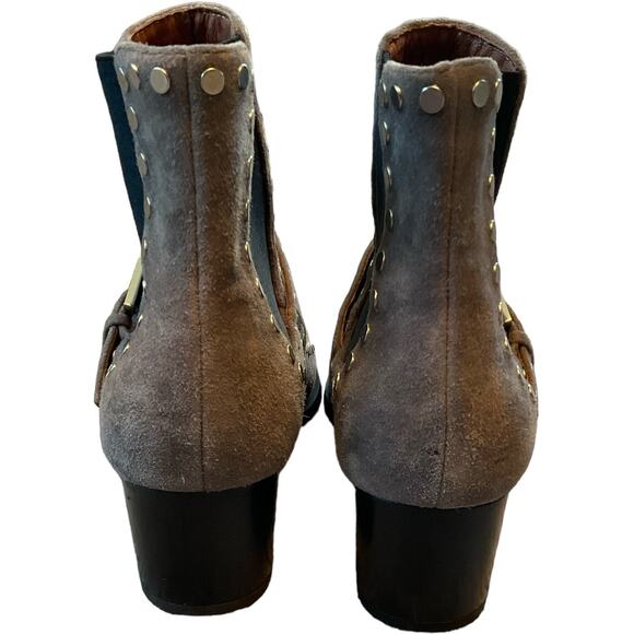 EUC $320 Lola Cruz Anthropologie Gray Suede Studded Chelsea Boots Size 37 or 6.5 - Picture 7 of 12